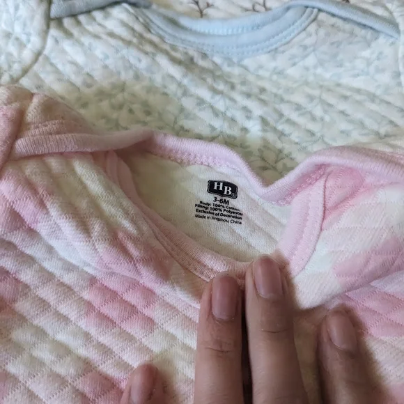 17 Piece Baby Girl Clothing Bundle 3-6 Months